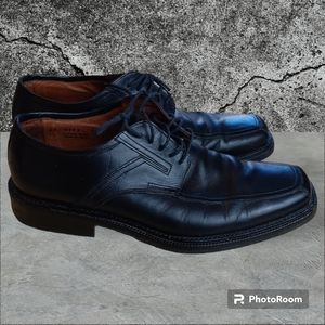 Johnson and Murphy Men's dress shoes